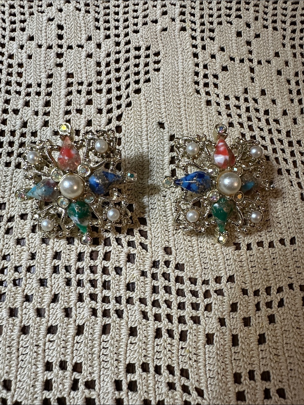 Multicolor Floral Cluster Statement Earrings – Pearl & Crystal Accents